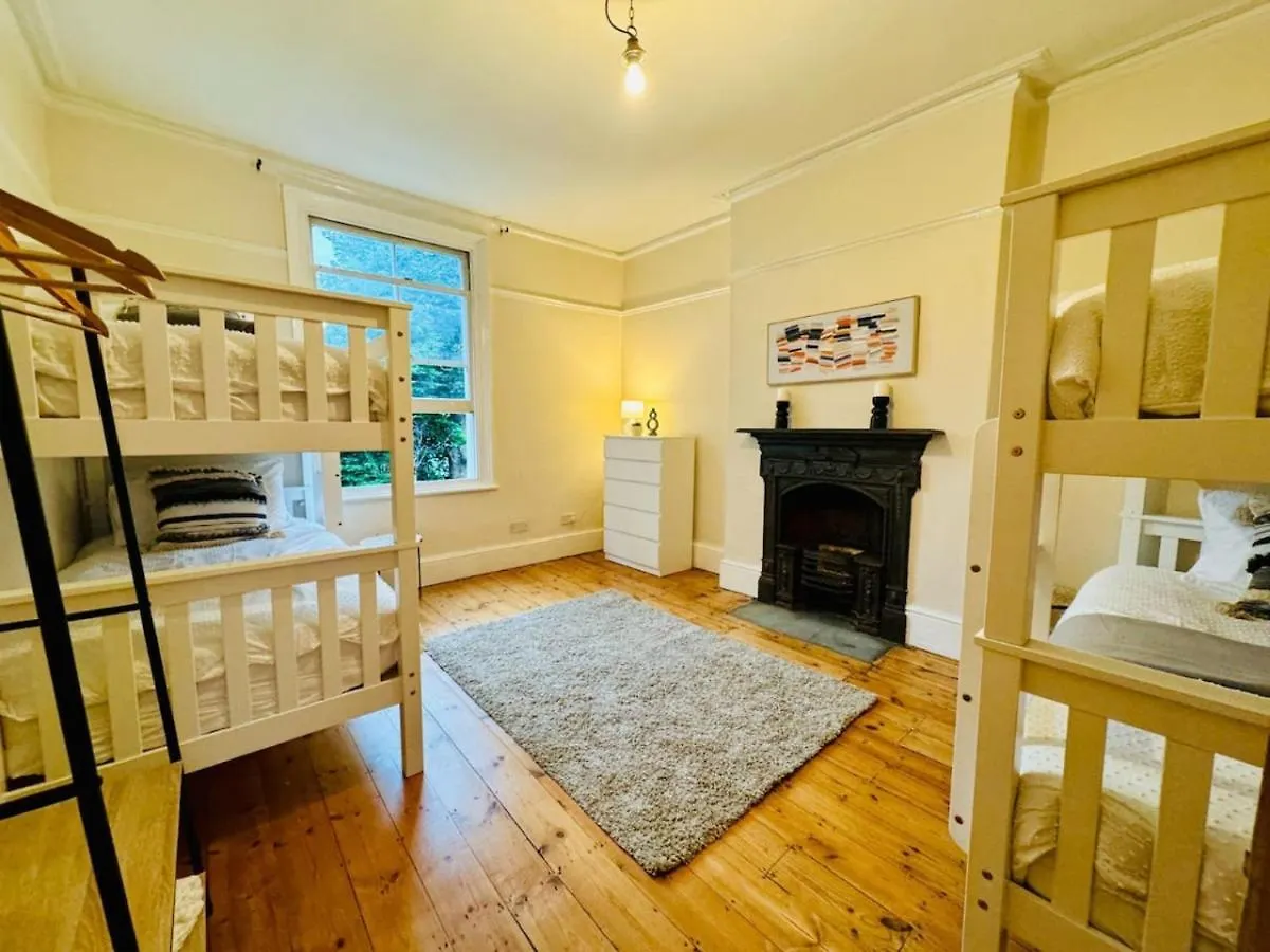 Charming Victorian Townhouse In Hackney Villa London 0*,  United Kingdom